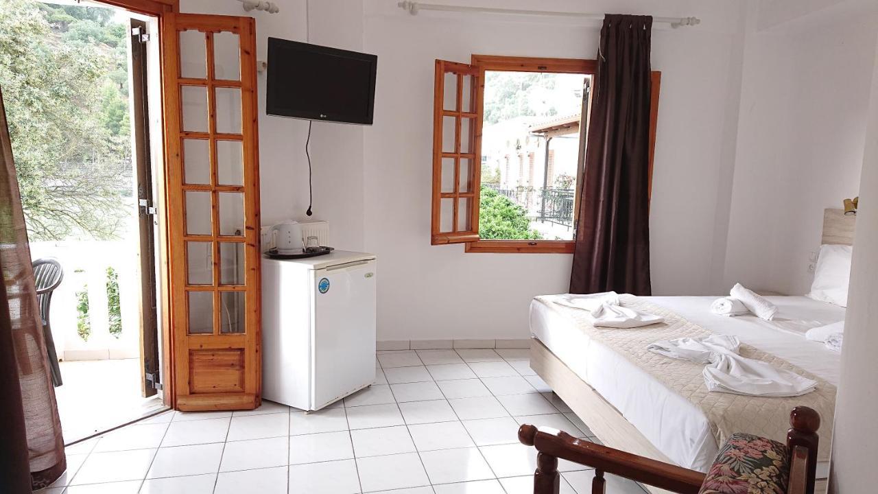 Hotel Postman'S House Parga Esterno foto